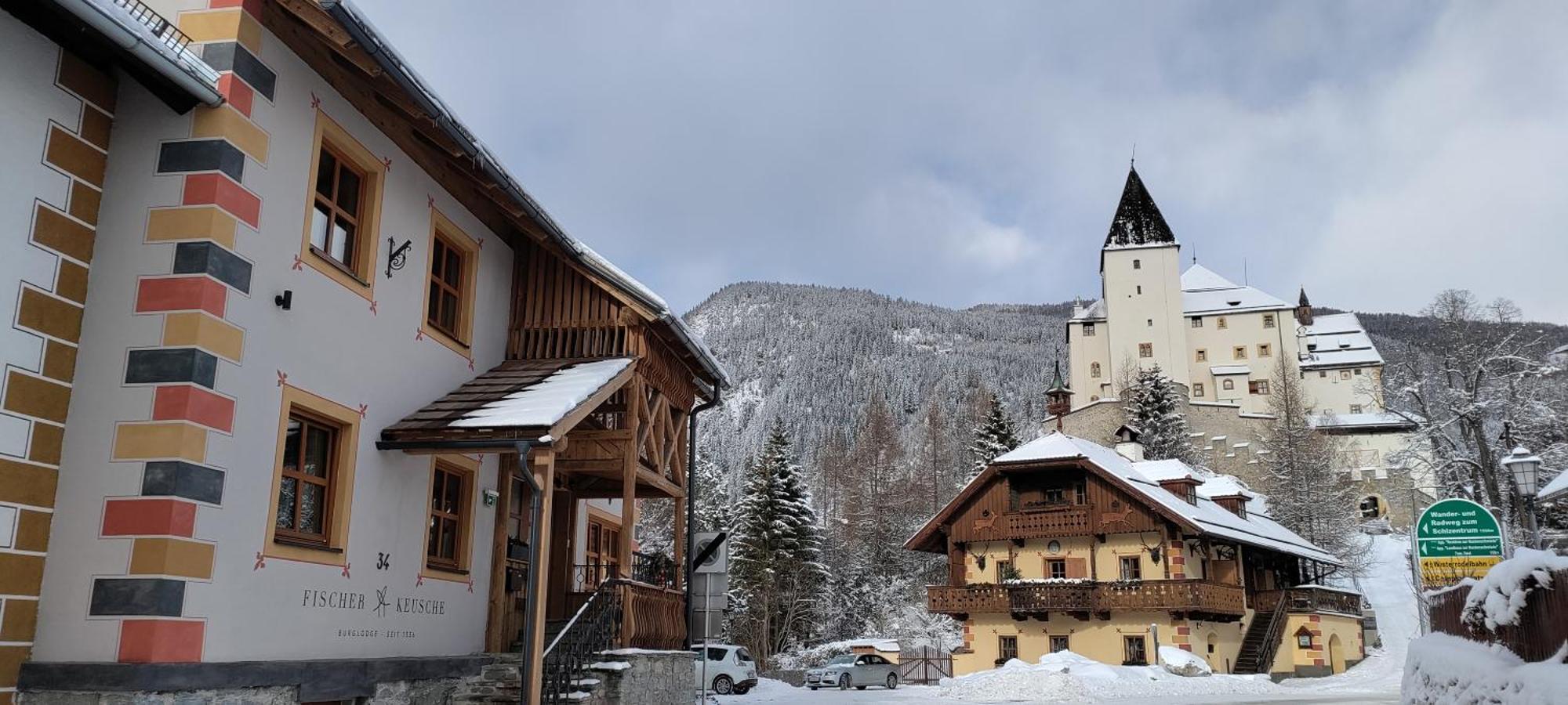 Burglodge Fischerkeusche Mauterndorf  Eksteriør bilde